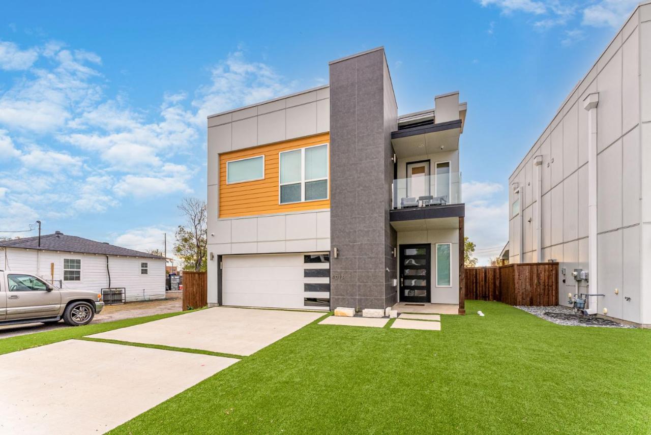 Luxury Home With Rooftop Views Ντάλλας Εξωτερικό φωτογραφία