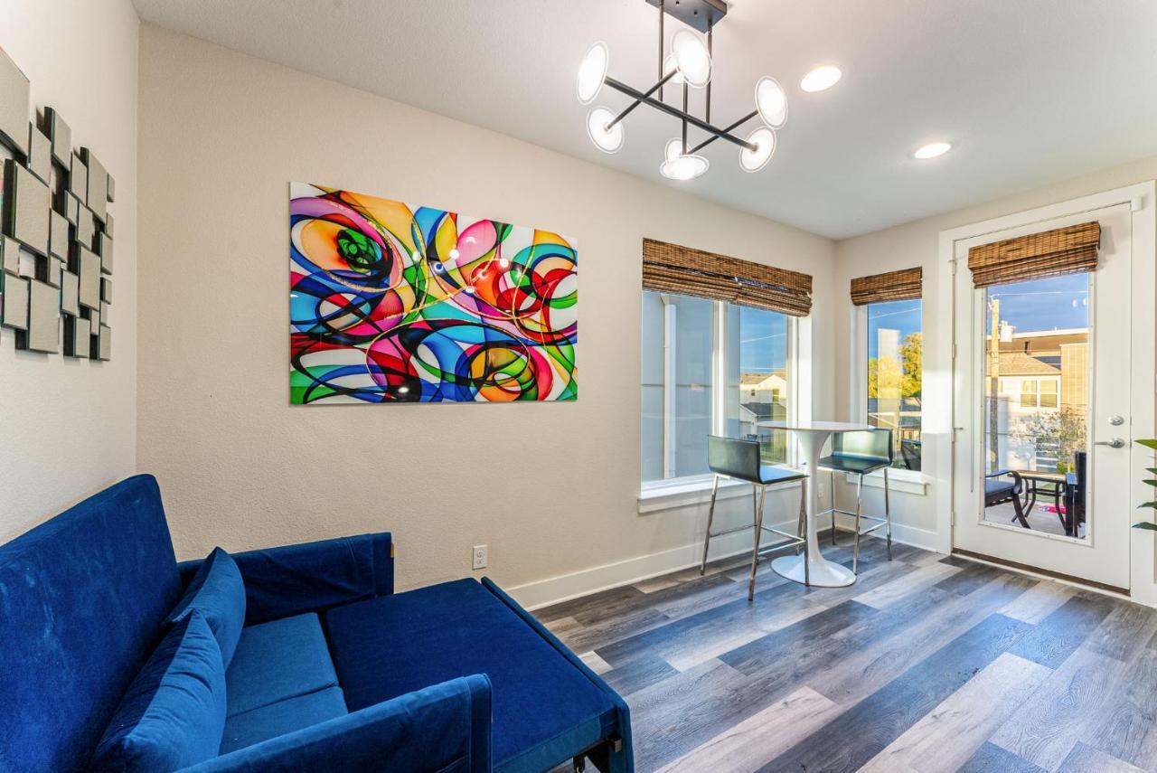 Luxury Home With Rooftop Views Ντάλλας Εξωτερικό φωτογραφία