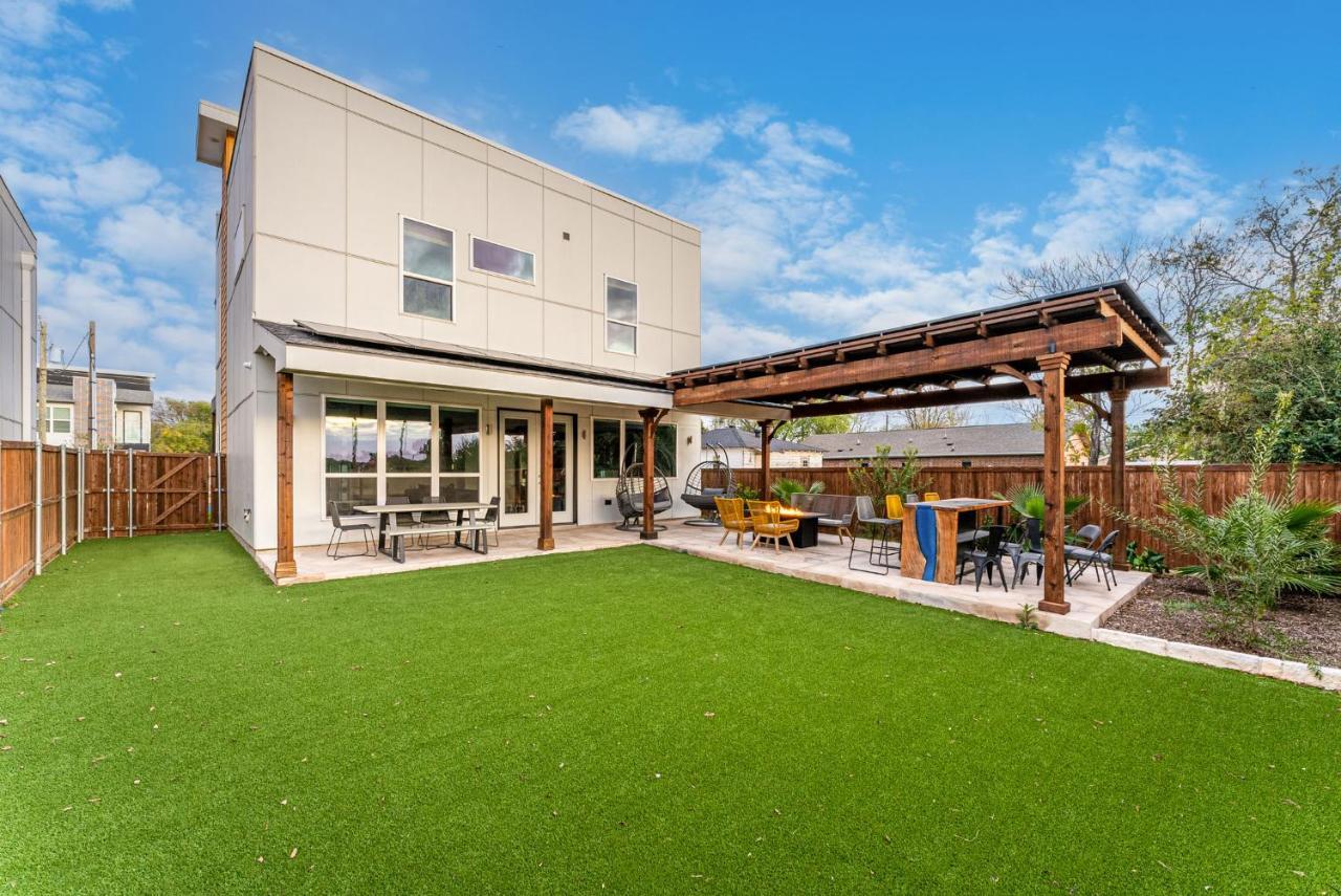 Luxury Home With Rooftop Views Ντάλλας Εξωτερικό φωτογραφία